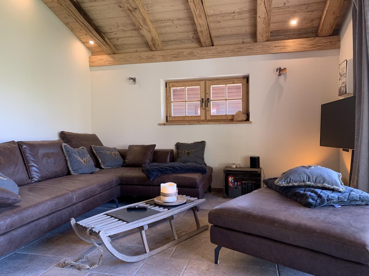 Chalet Bergsucht In Ruhpolding Bayern, Traumlage Am Sonnigen Suedhang, Kostenlose Parkplaetze, Schnelles Wlan, Ruhige Sackgasse, Netflix Inklusive Exterior photo