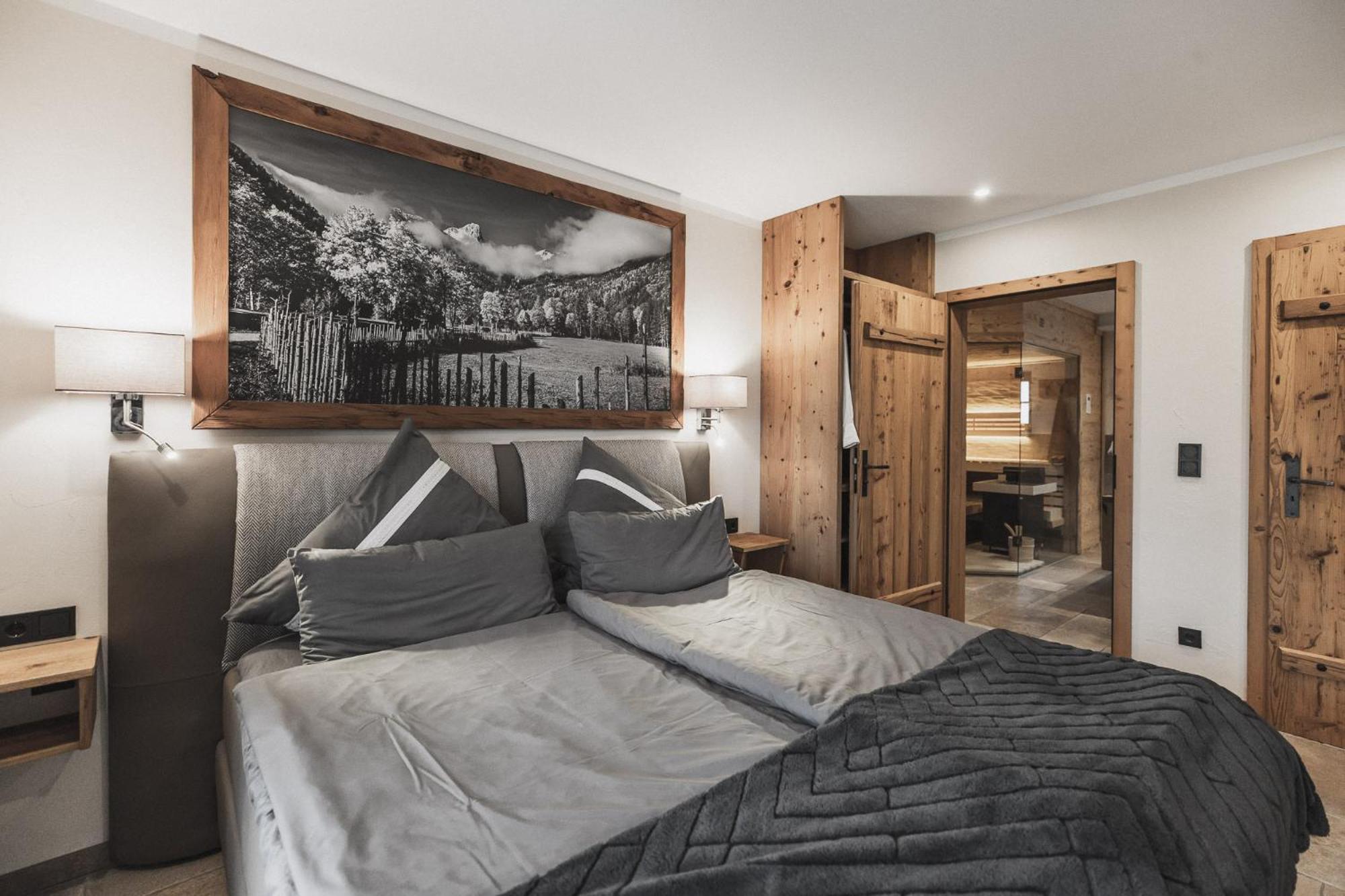 Chalet Bergsucht In Ruhpolding Bayern, Traumlage Am Sonnigen Suedhang, Kostenlose Parkplaetze, Schnelles Wlan, Ruhige Sackgasse, Netflix Inklusive Exterior photo